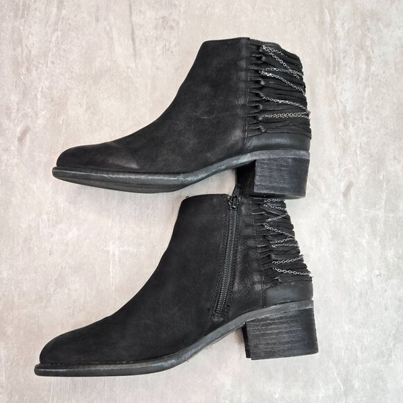 Steve Madden Ankle Boots Size 8 Black Leather Grunge Goth Edgy Chain Booties - Picture 6 of 14